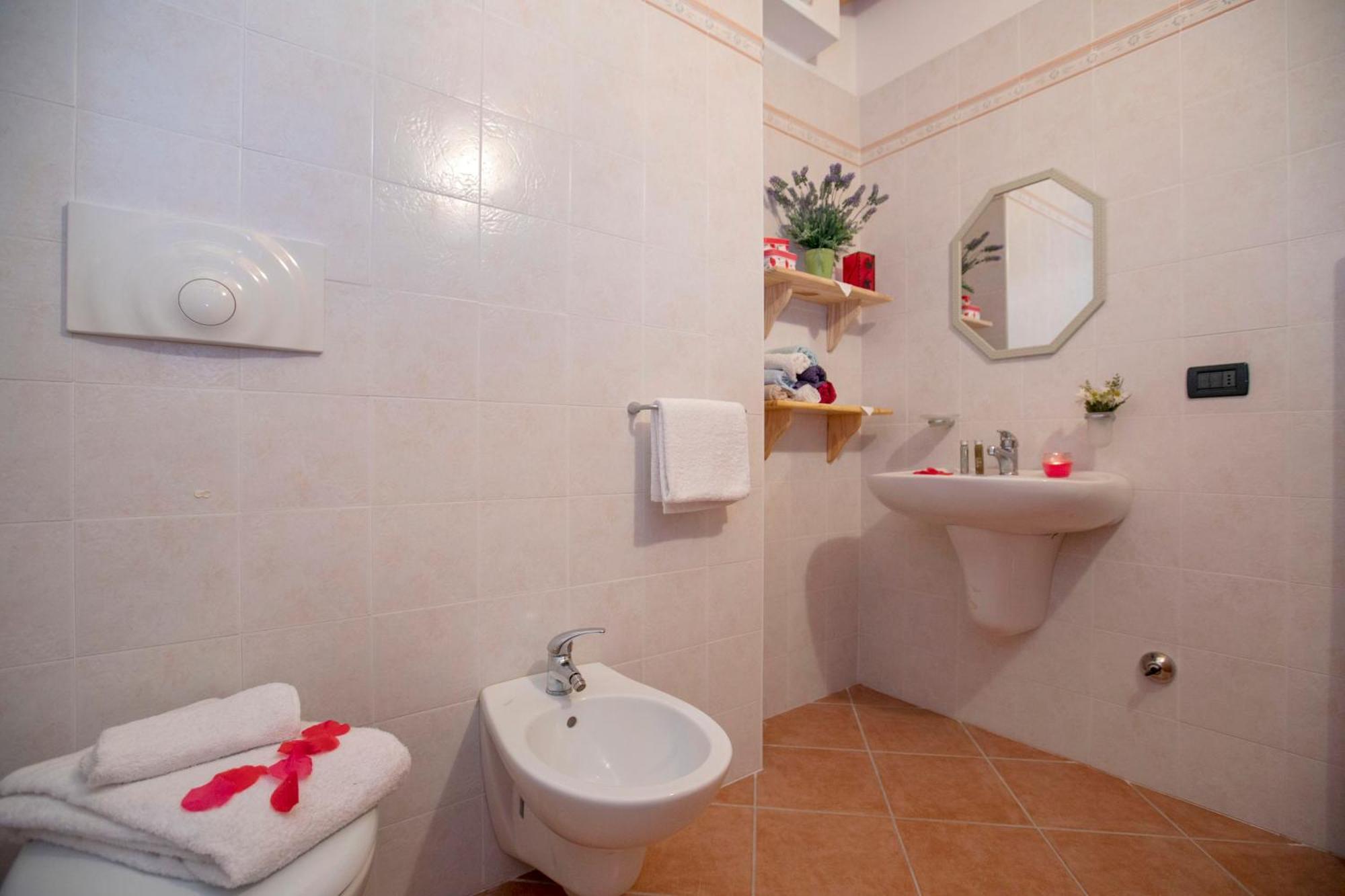 Appartamento Centro Storico Riva - Happy Rentals Exteriér fotografie